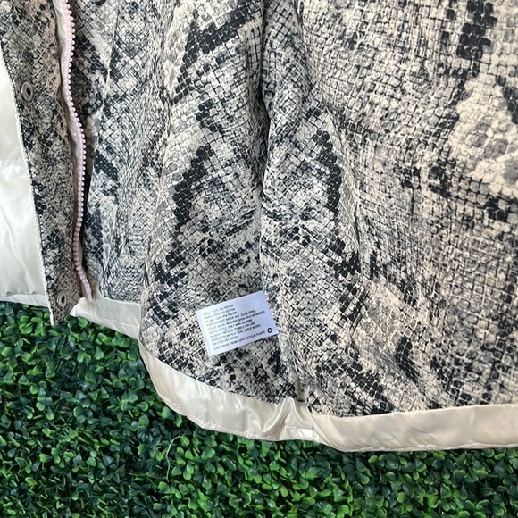 Sandy Liang x Target white cream puffer jacket designer trend M - Picture 7 of 10